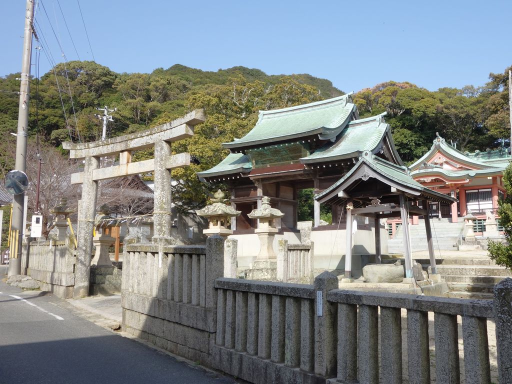 由良湊神社神門